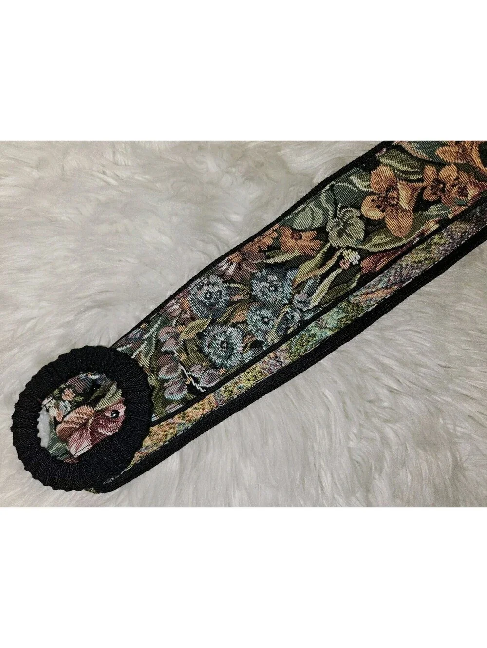 Robbie Nelson Tapestry Vintage Belt Embroidered Floral 34 Inches
